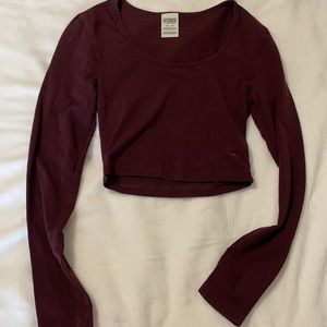 Victoria’s Secret Pink long sleeve crop top maroon